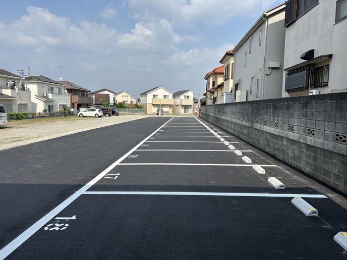 駐車場舗装工事の施工事例